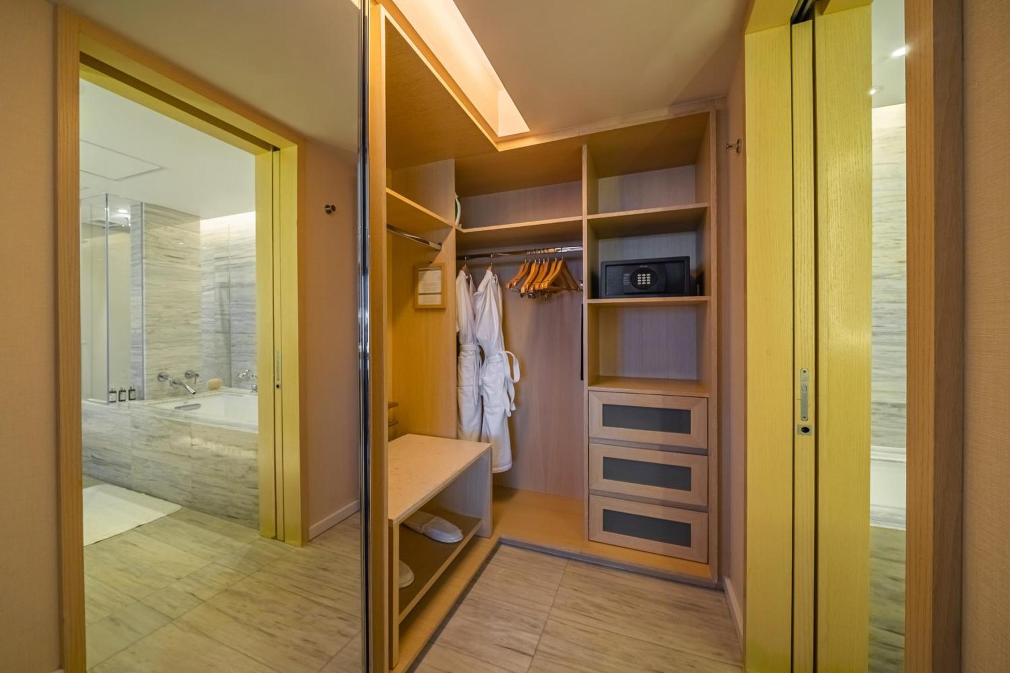 Suite King